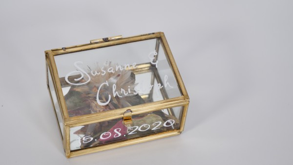 Ringbox , Ringkästchen gold, mit Glas - personalisiert
